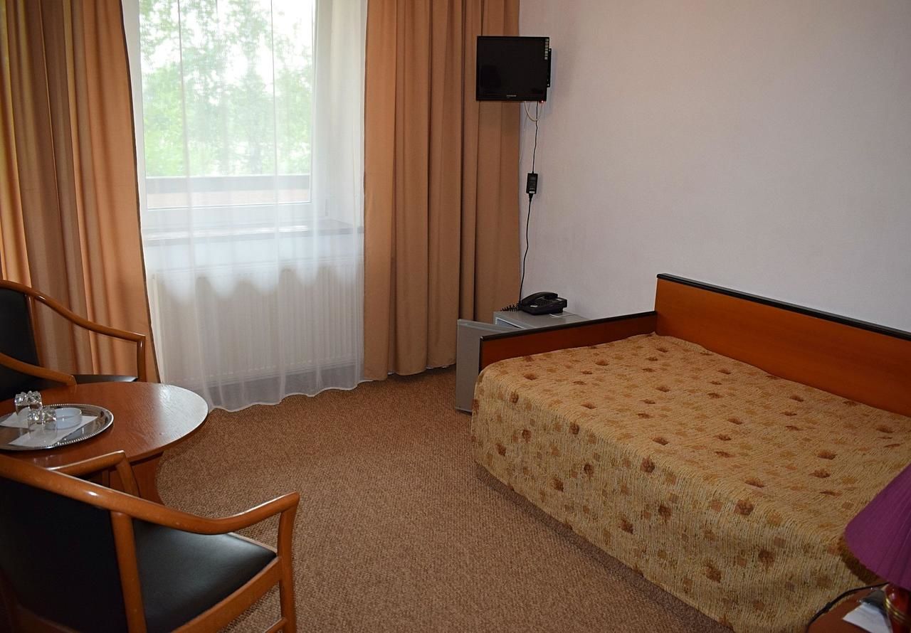 Отель Hotel Complex Vizit Козин-41